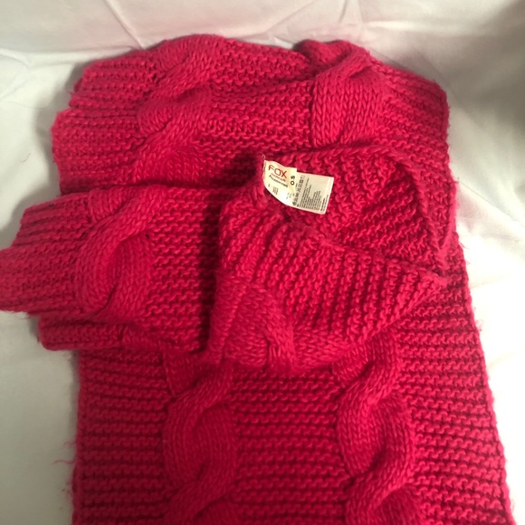 Scarf - Picture 2 of 4